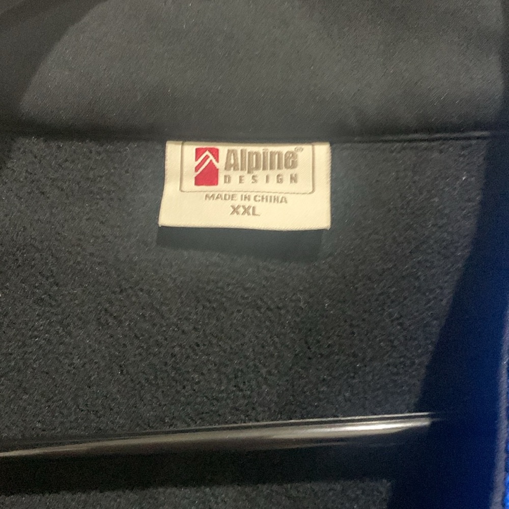 Alpine Design Jacket - Picture 3 of 5
